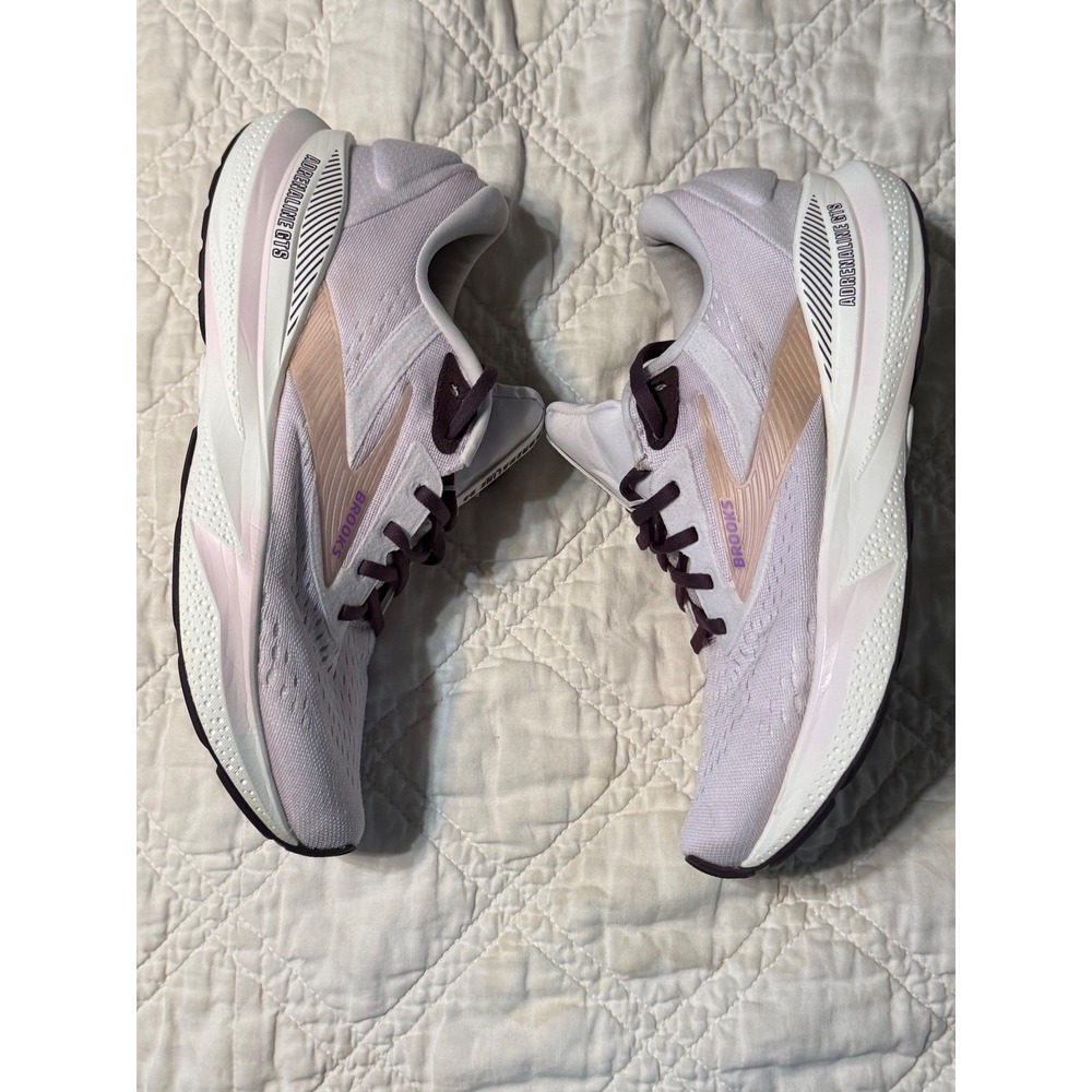 Brooks Adrenaline GTS 24 Running Shoes Womens 11 Lavender Purple Support Sneaker